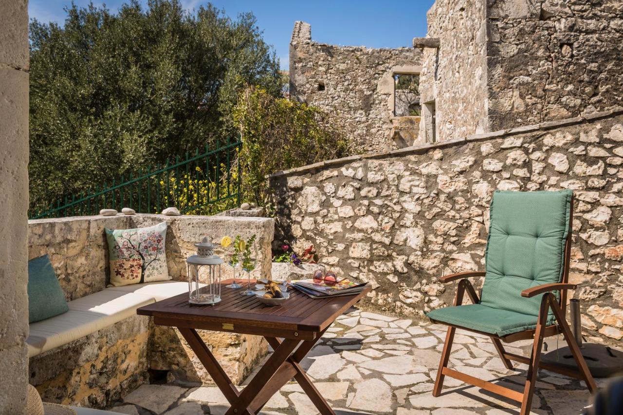 Traditional Stone House Anofli 1843 Fiskardo Kefalonia 外观 照片